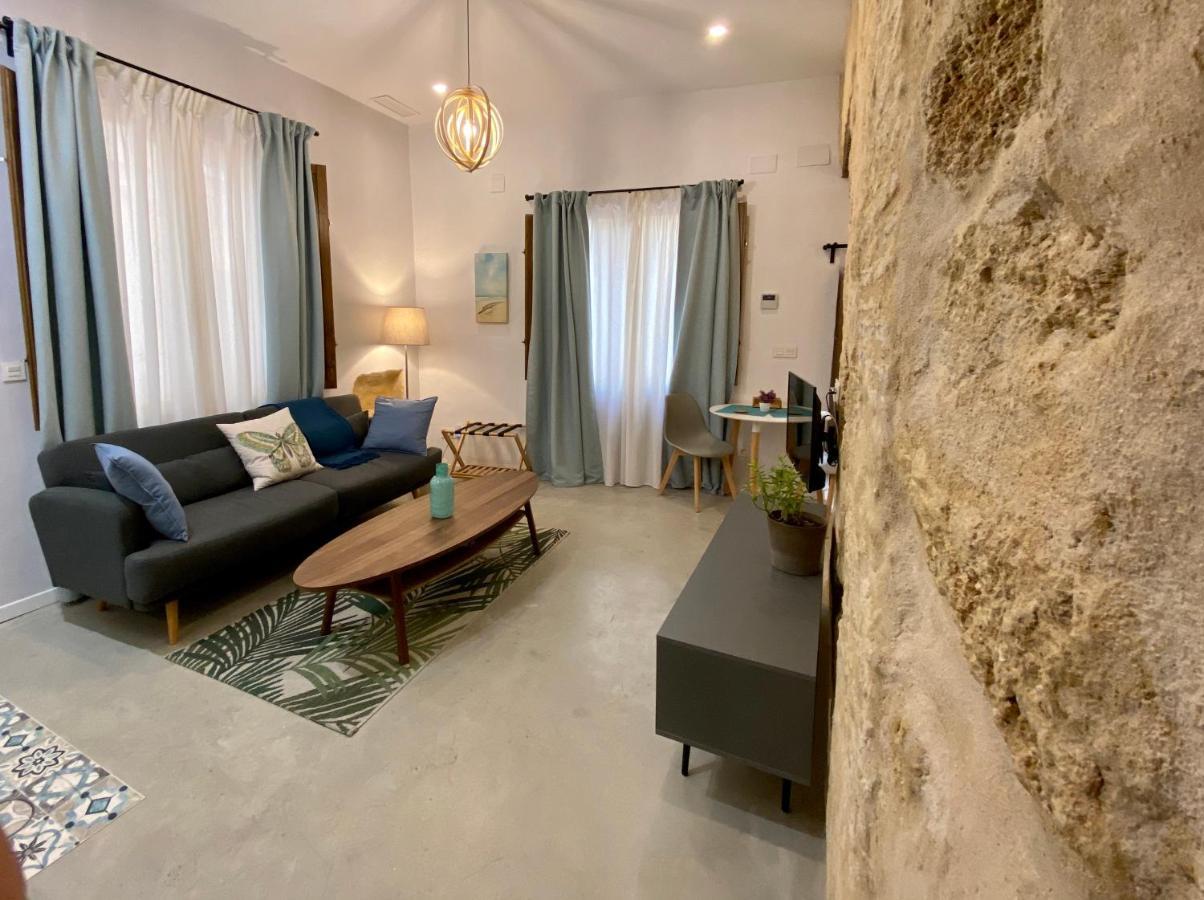 Gadeiras Suites - Apartamentos Turisticos De 2 Llaves Cadiz Exterior photo